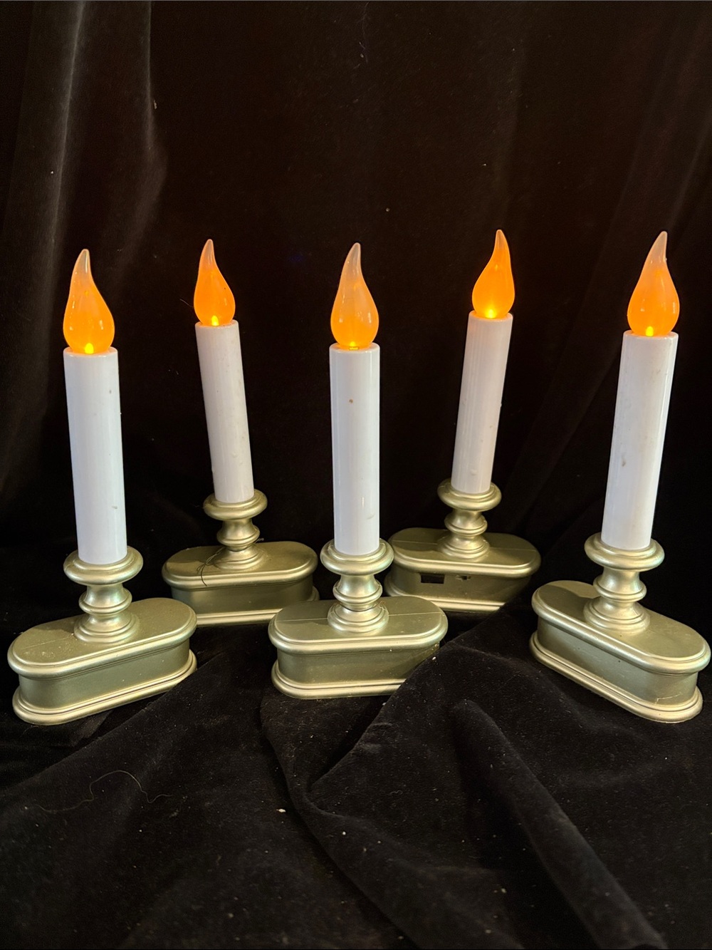 Set of 5 Silver Base with White LED Candle Light with Hooks for Isle Markers